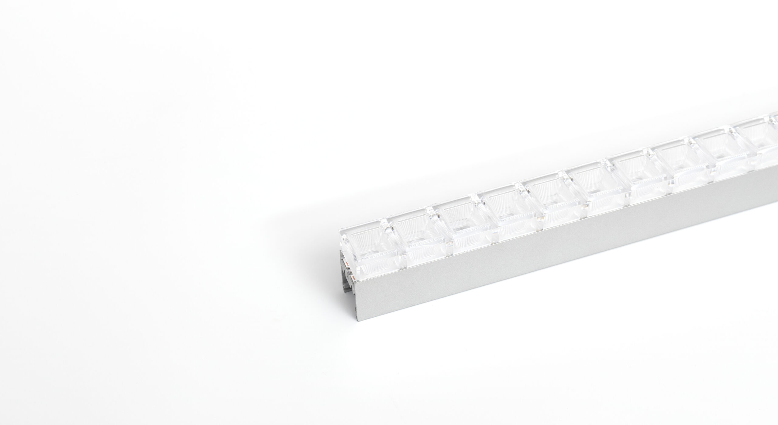 Surface-Mounted Aluminum Profiles